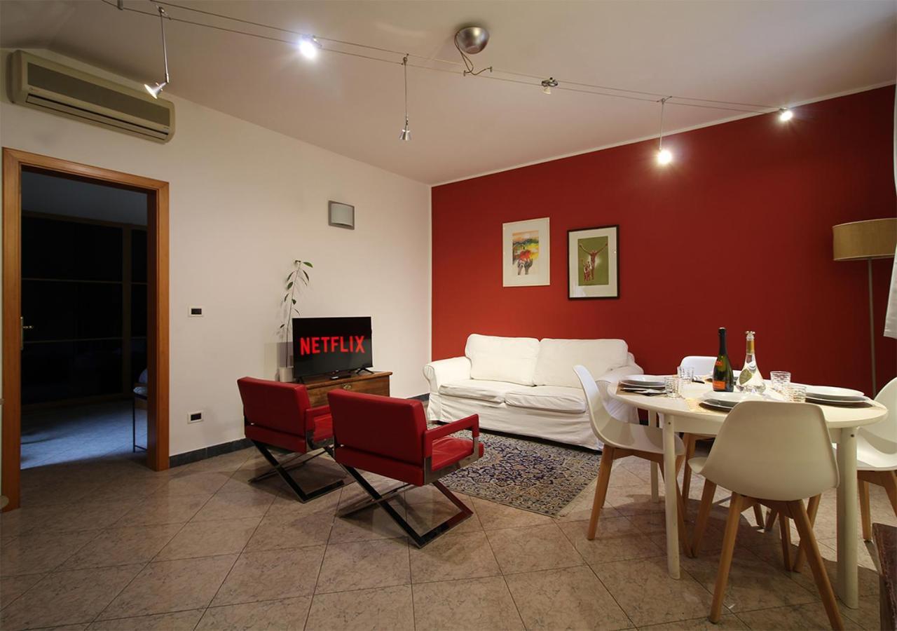 Cozy Apartment In The Heart Of Bologna Esterno foto