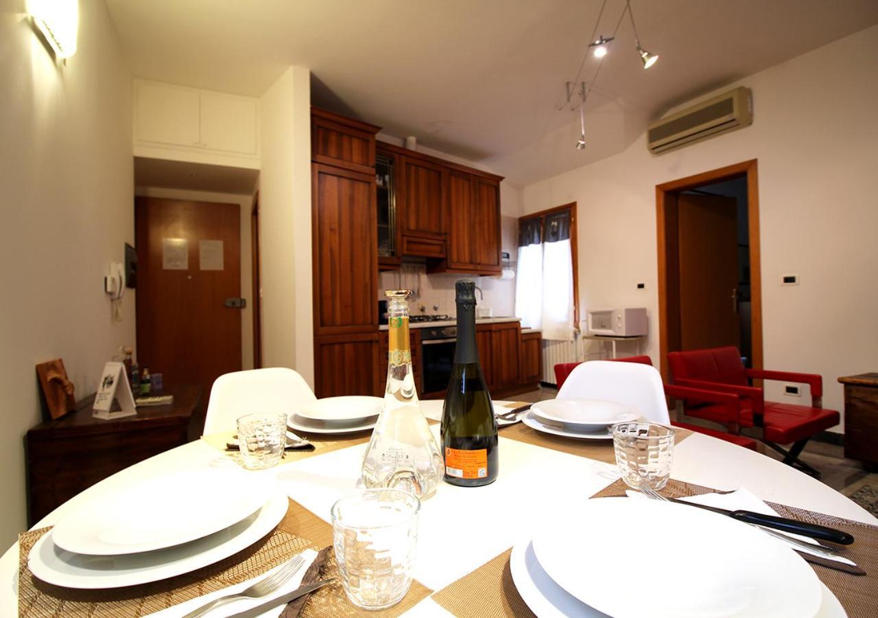 Cozy Apartment In The Heart Of Bologna Esterno foto