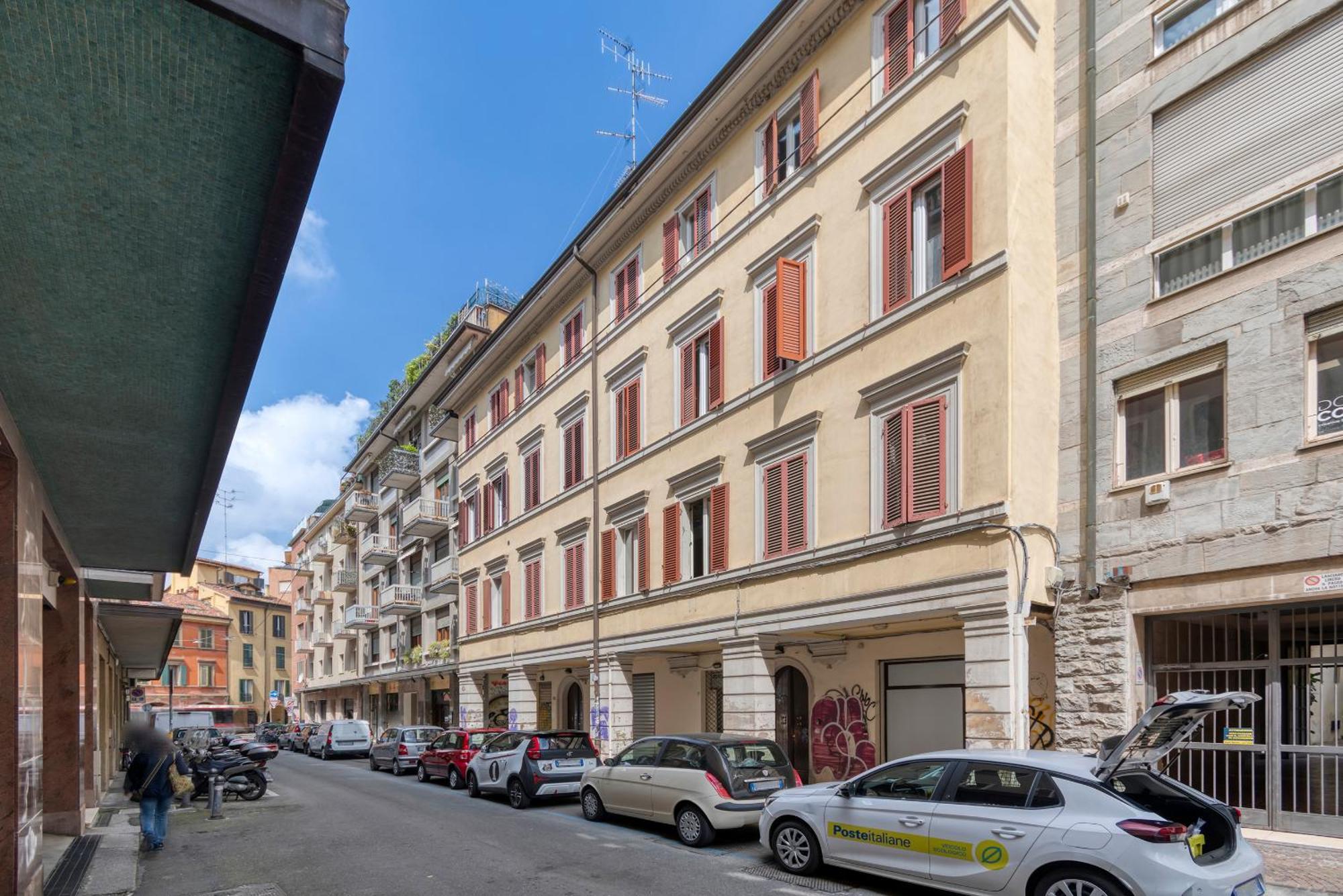 Cozy Apartment In The Heart Of Bologna Esterno foto